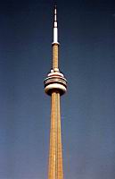 CN Tower (553,33 m) in Toronto